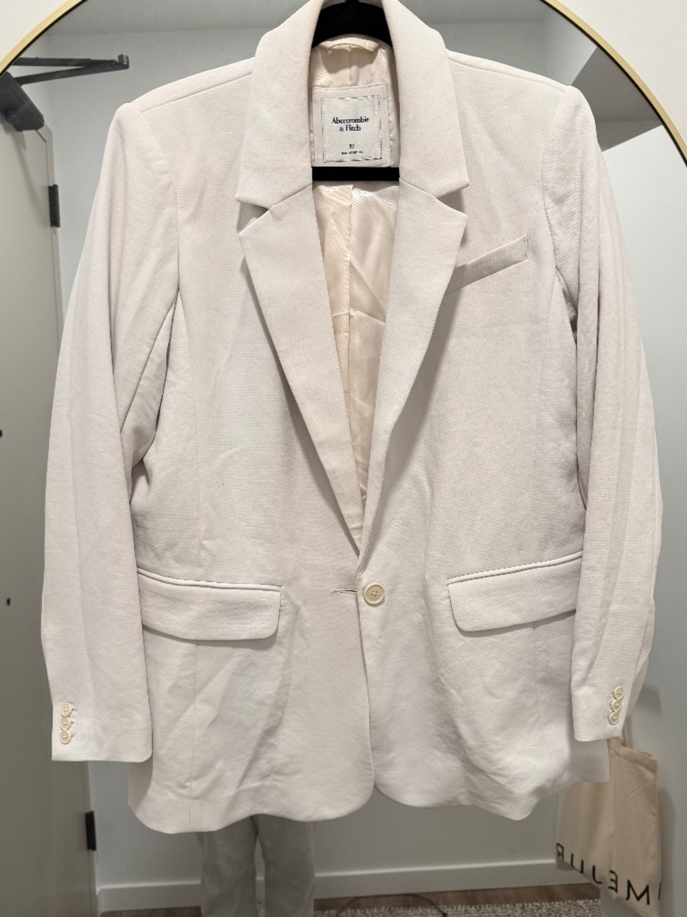 Abercrombie & Fitch White Blazer